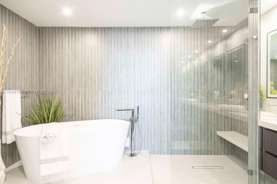 540 West Ave # 411, Miami Beach FL 33139 — 15