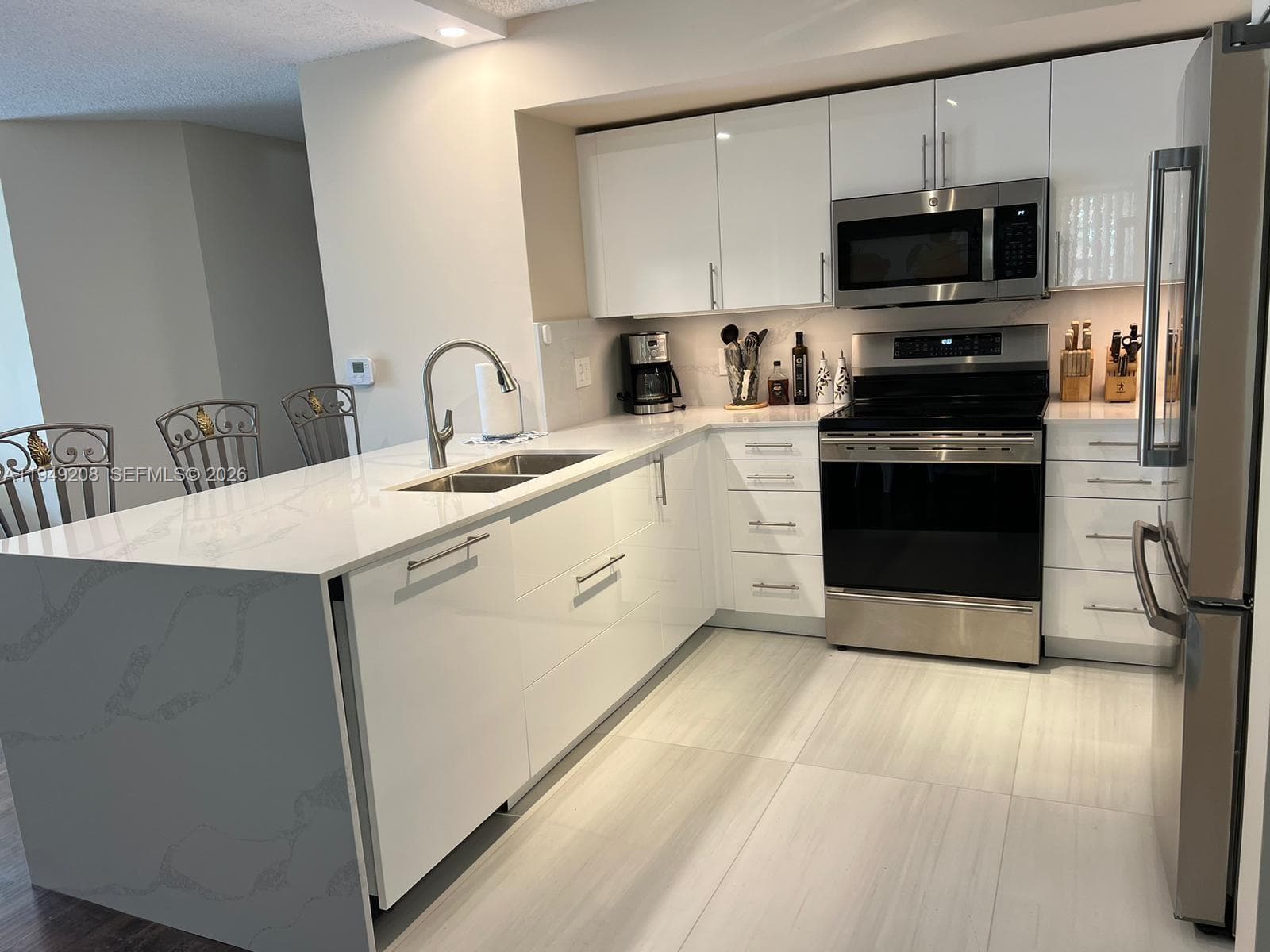 19901 E Country Club Dr # 2202, Aventura FL 33180 — 1