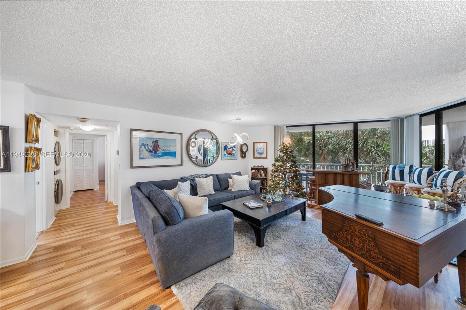 4000 Towerside Ter # 301, Miami FL 33138 — 1