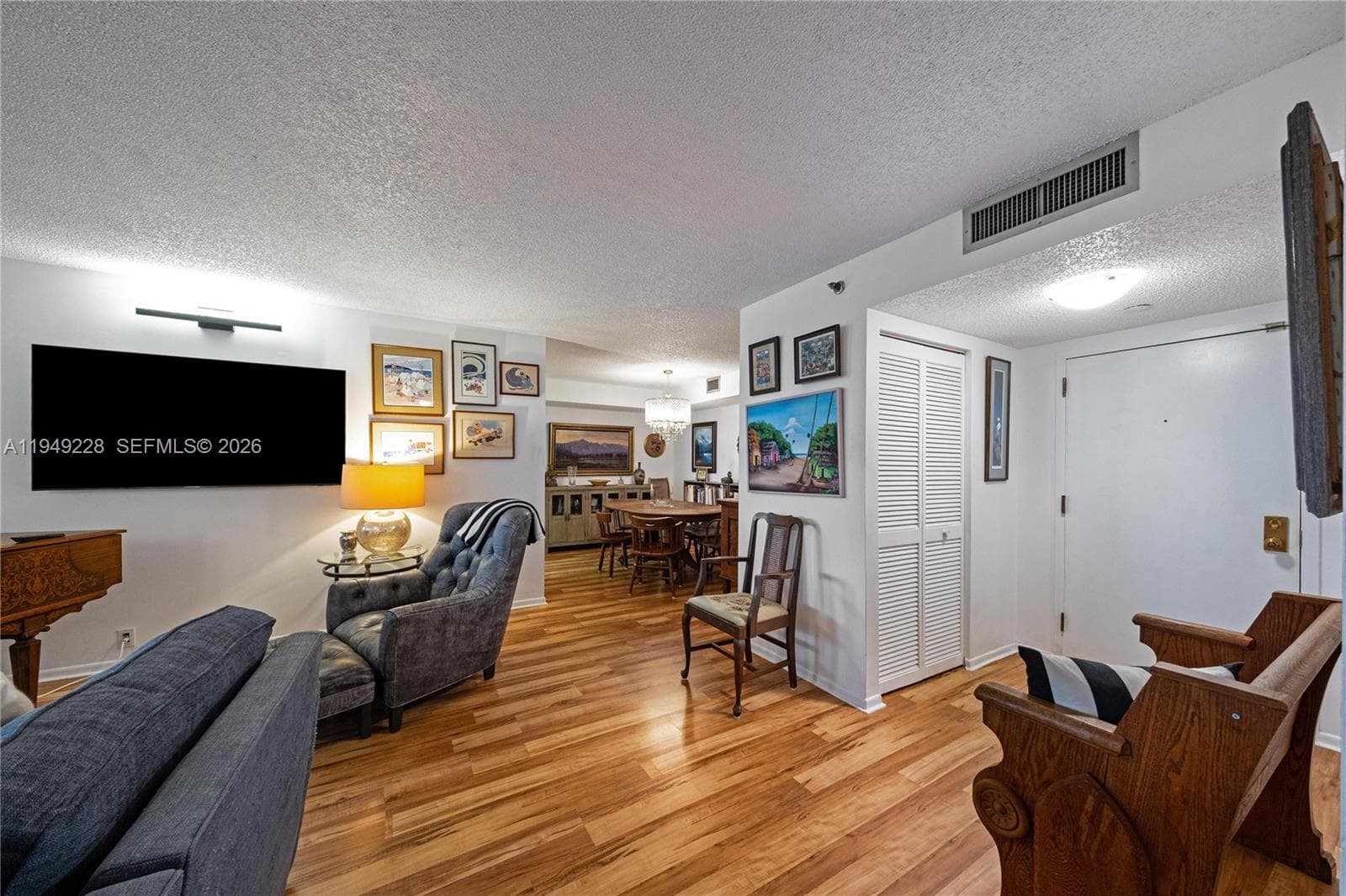 4000 Towerside Ter # 301, Miami FL 33138 — 4