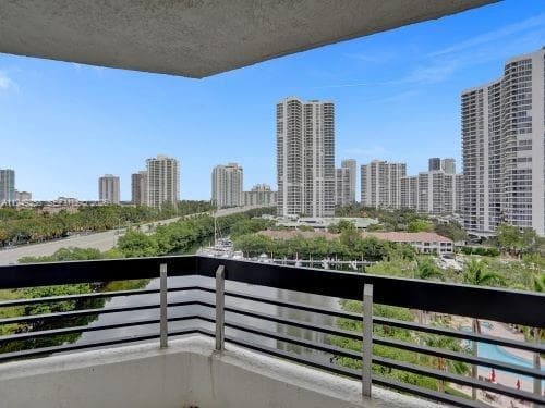 3400 NE 192nd St # 609, Aventura FL 33180 — 2