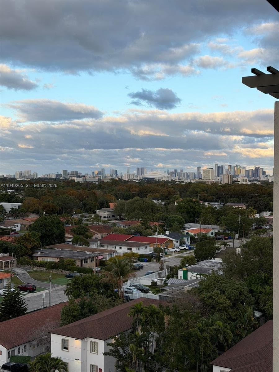 50 Menores Ave # 828, Coral Gables FL 33134 — 2