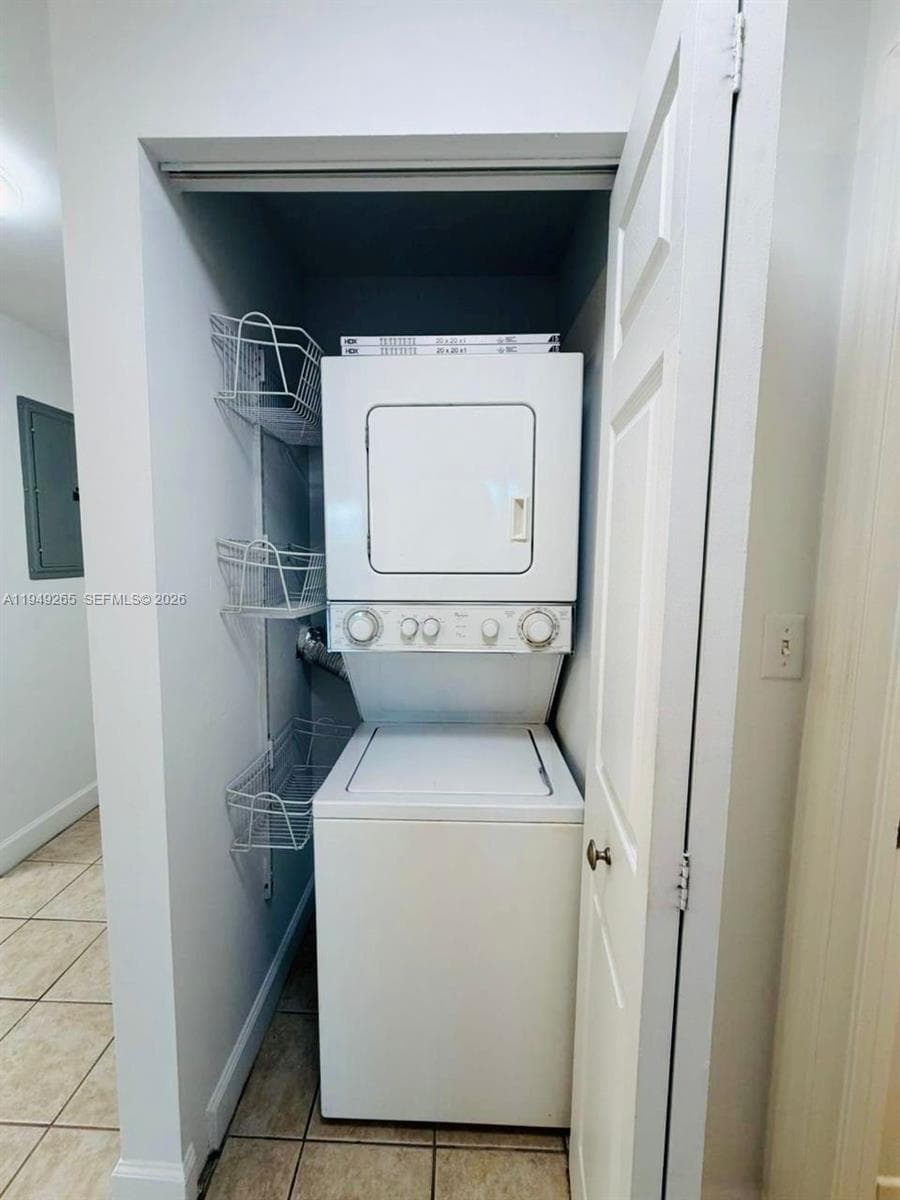50 Menores Ave # 828, Coral Gables FL 33134 — 12