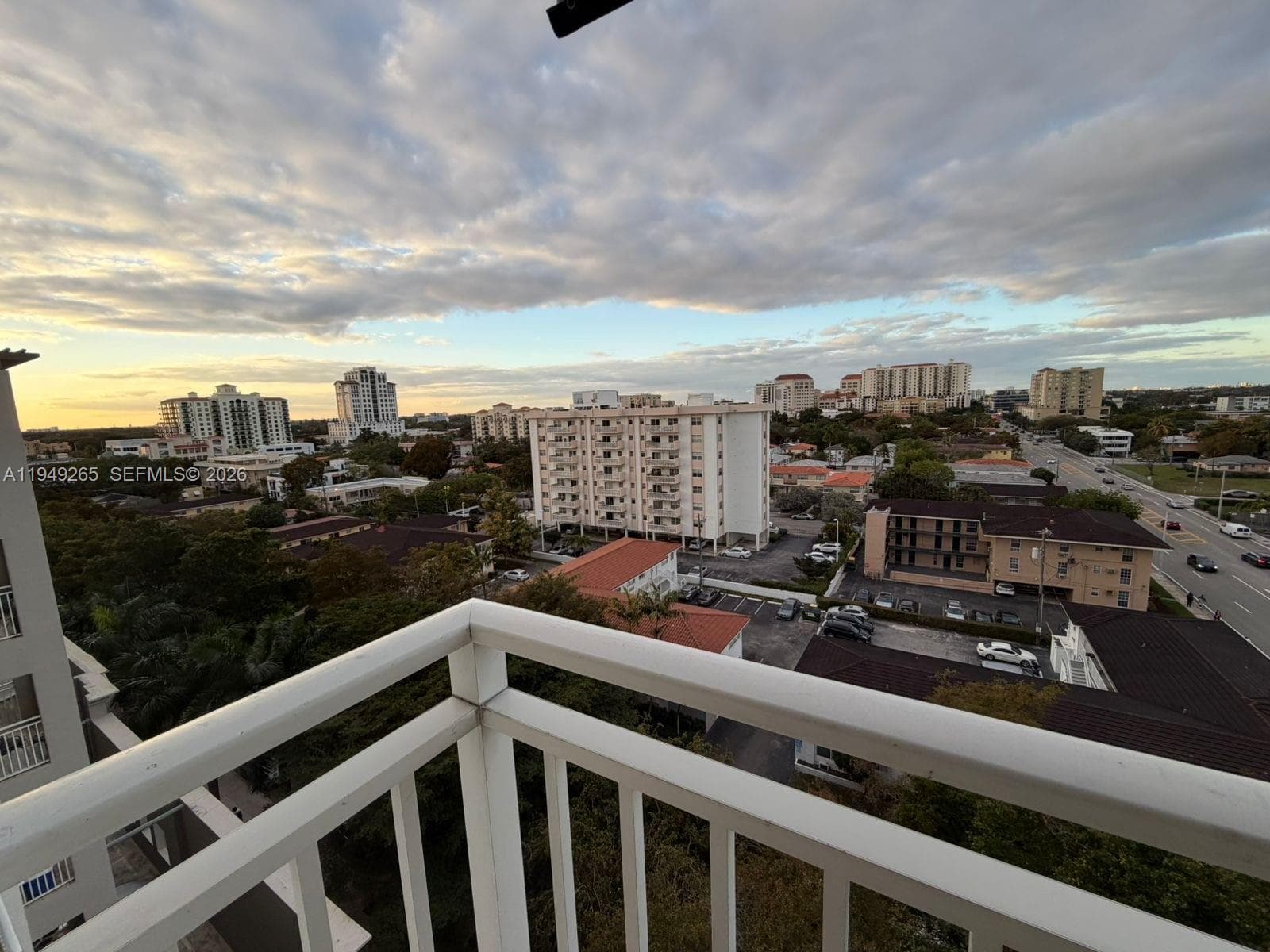 50 Menores Ave # 828, Coral Gables FL 33134 — 1