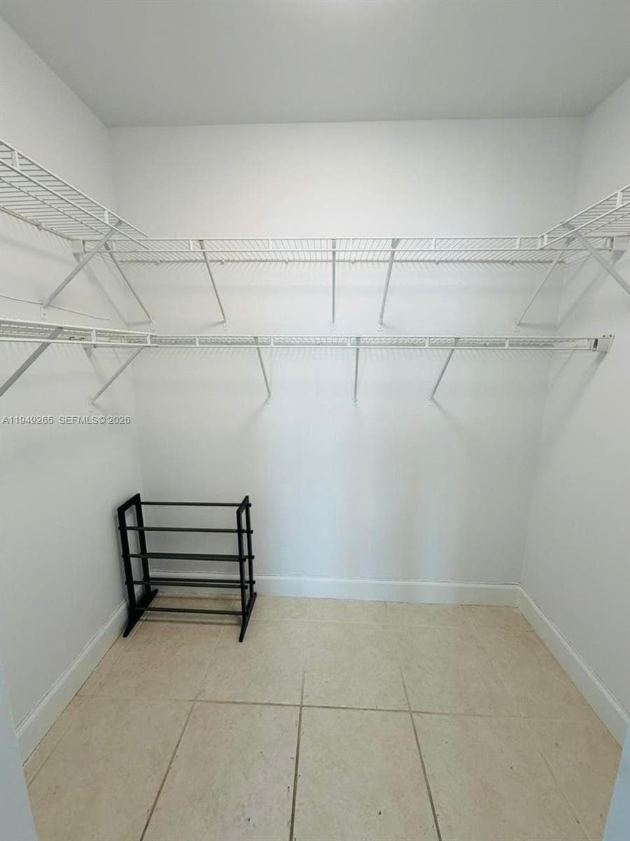 50 Menores Ave # 828, Coral Gables FL 33134 — 11