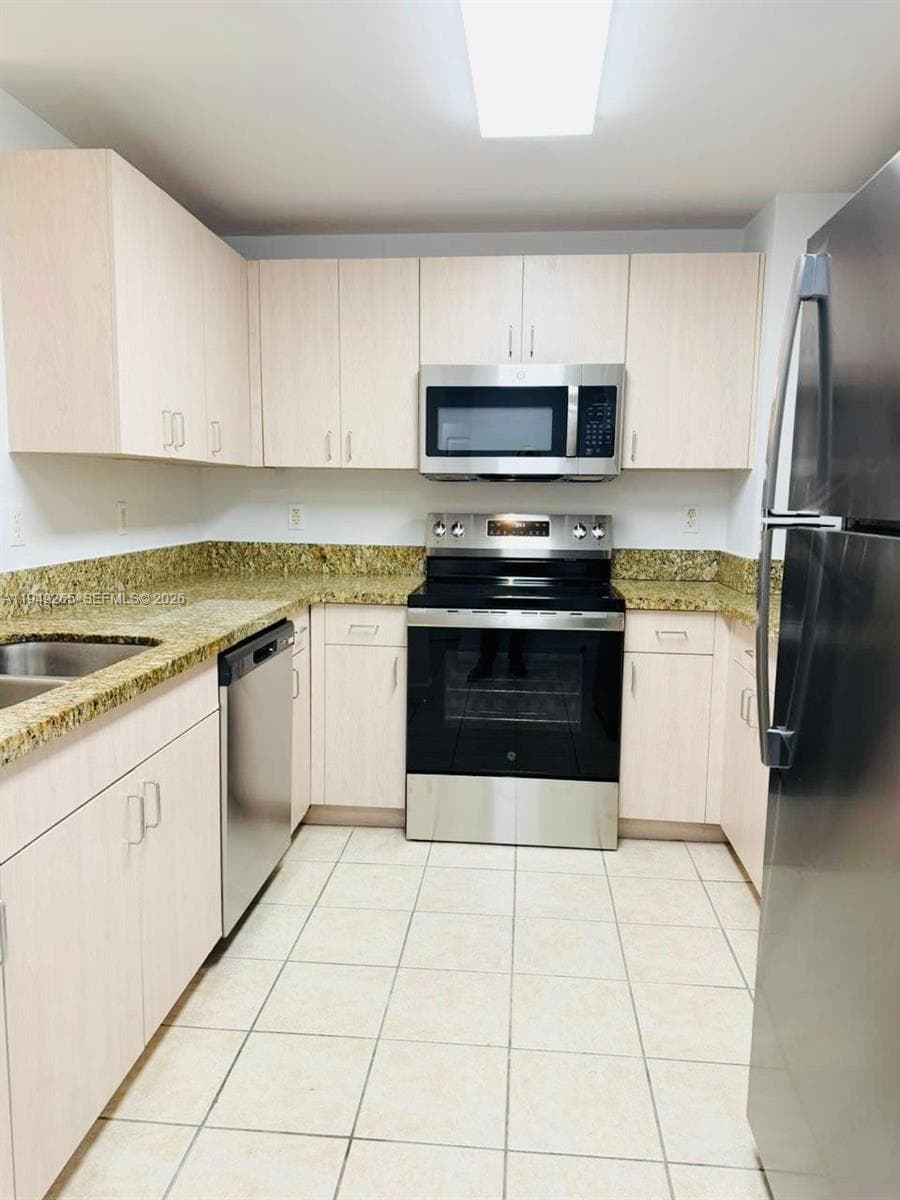 50 Menores Ave # 828, Coral Gables FL 33134 — 8