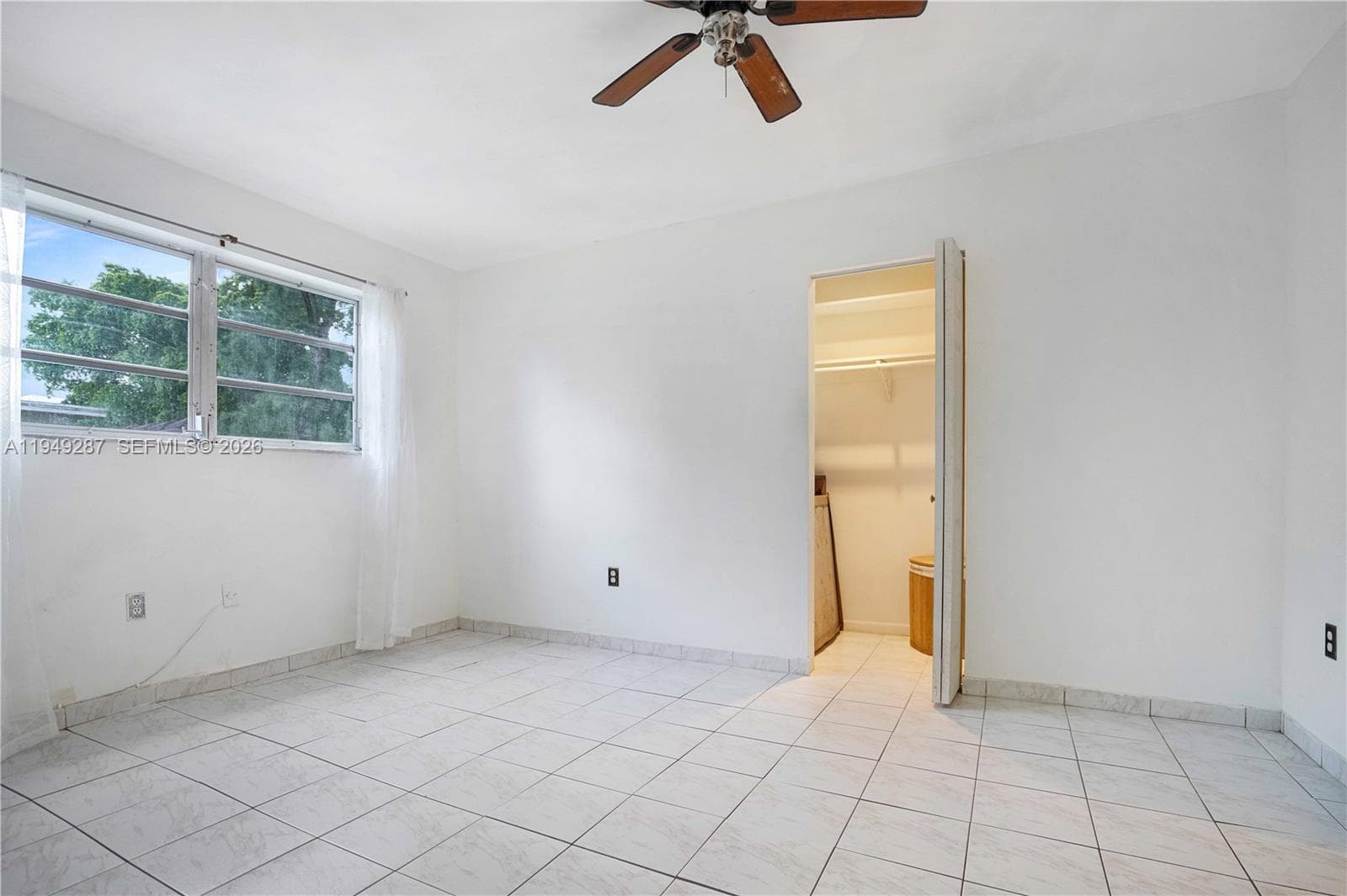 7925 Carlyle Ave # 202, Miami Beach FL 33141 — 13