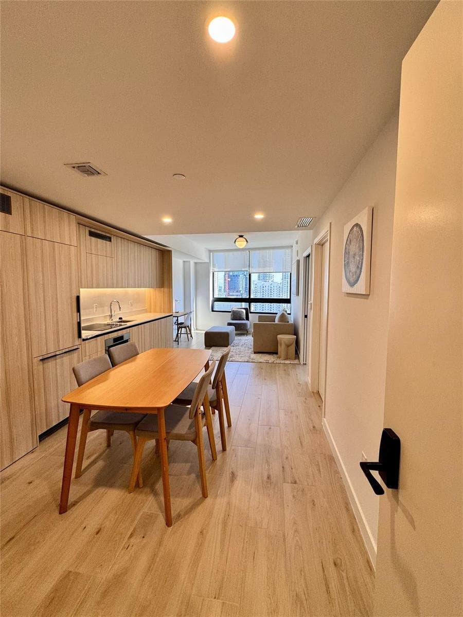 225 N Miami Avenue # 2507, Miami FL 33128 — 3