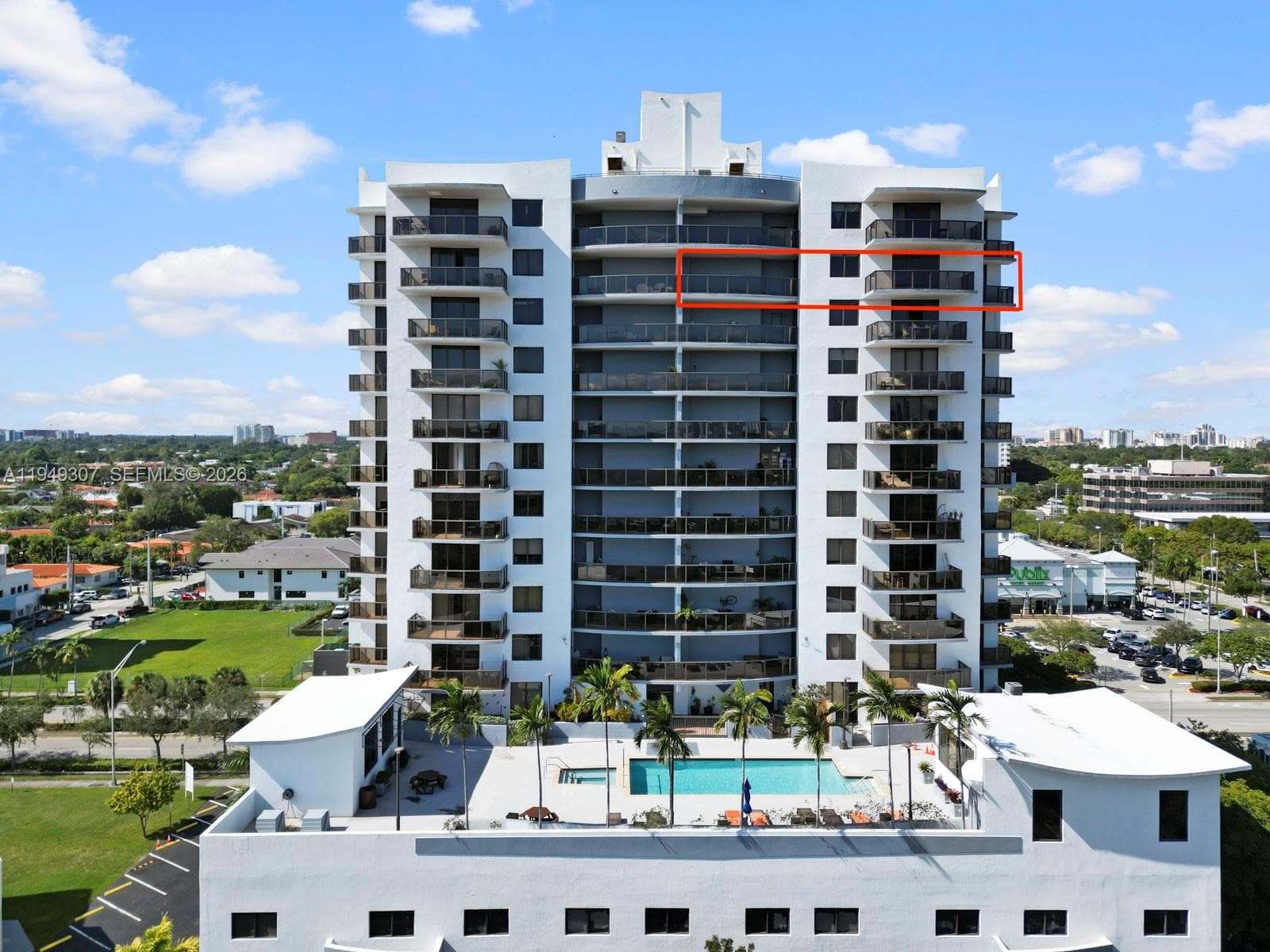 2301 SW 27th Ave # 1403, Miami FL 33145 — 2
