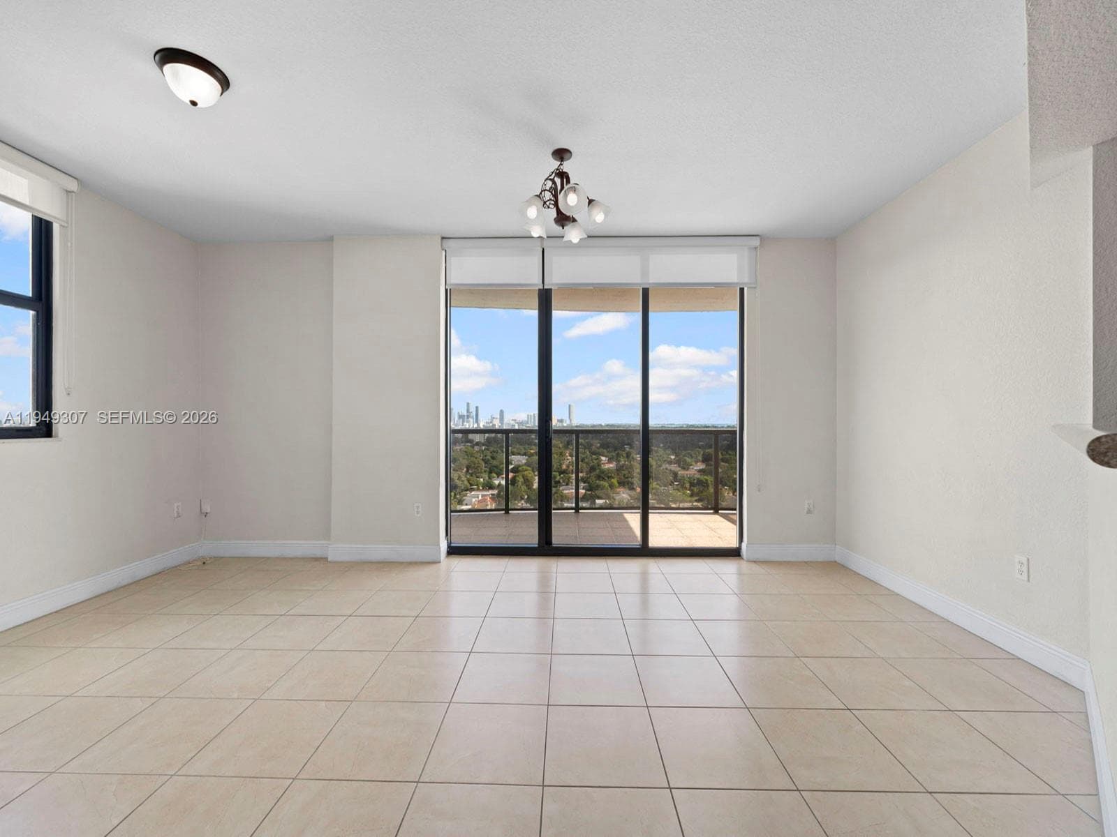 2301 SW 27th Ave # 1403, Miami FL 33145 — 22