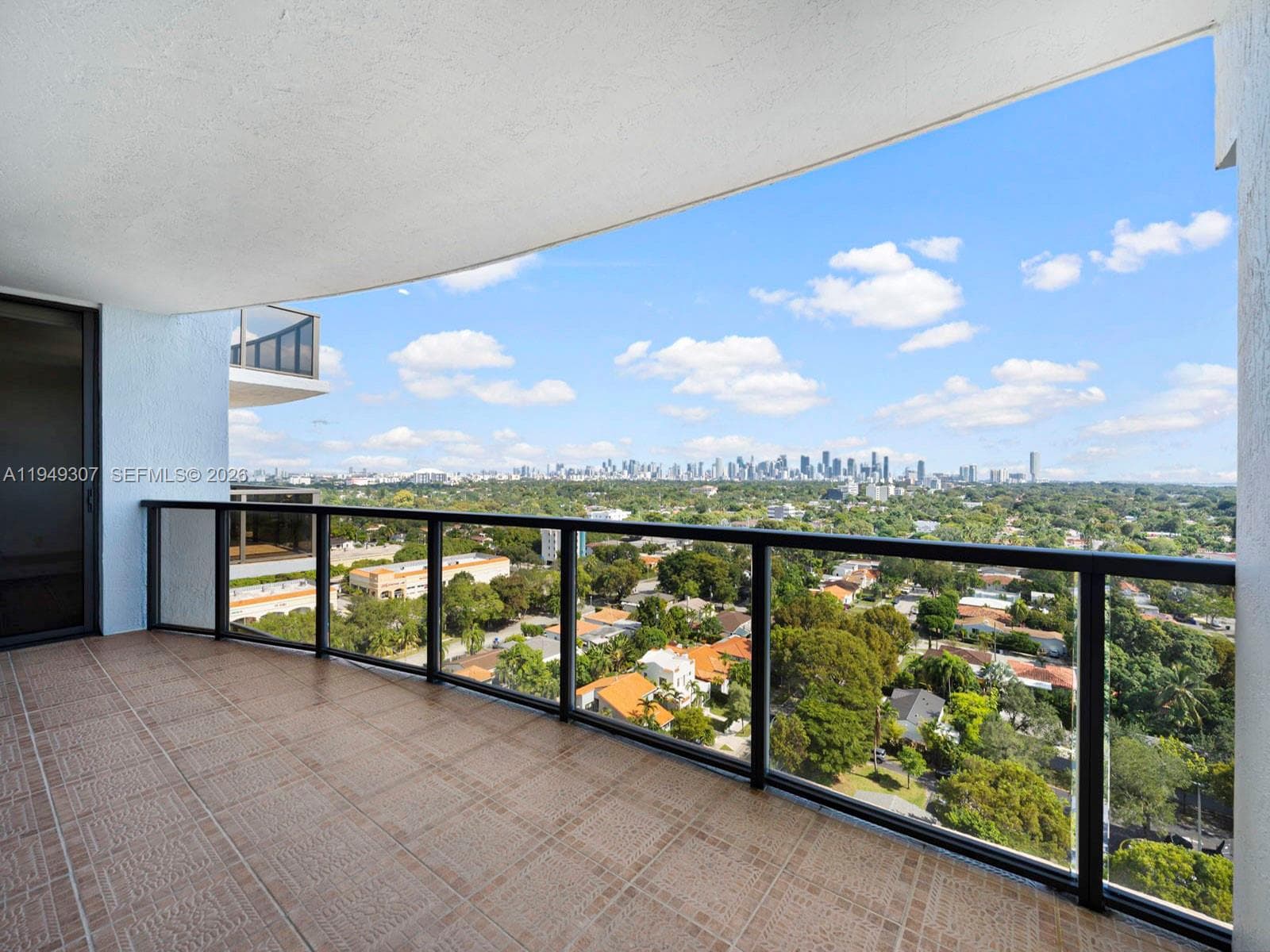 2301 SW 27th Ave # 1403, Miami FL 33145 — 33