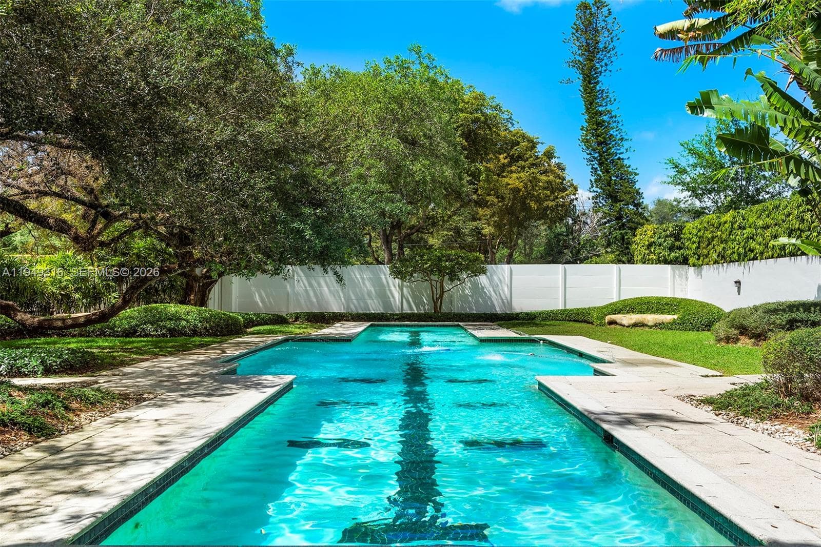 4191 Lybyer Ave, Miami FL 33133 — 53