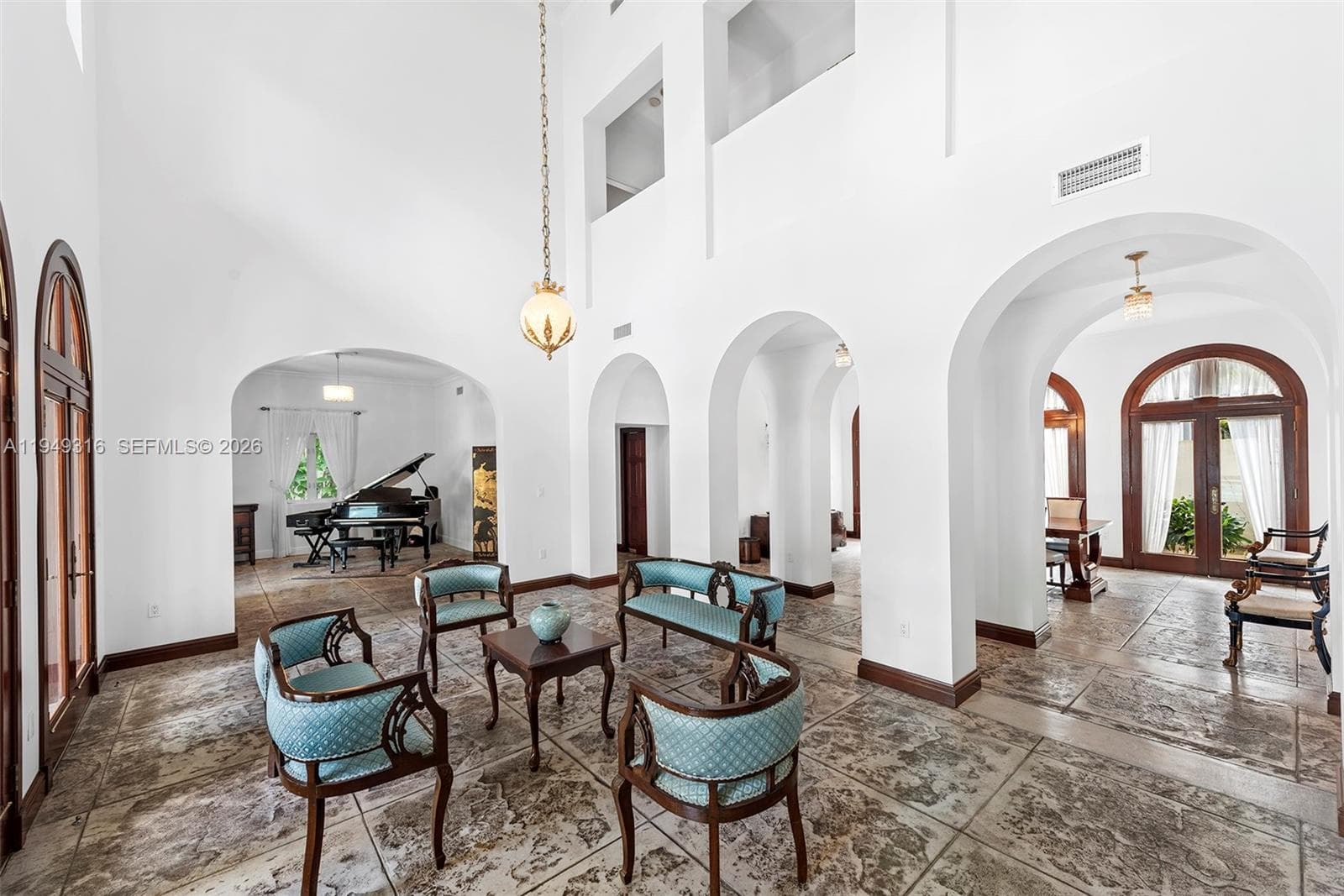 4191 Lybyer Ave, Miami FL 33133 — 10