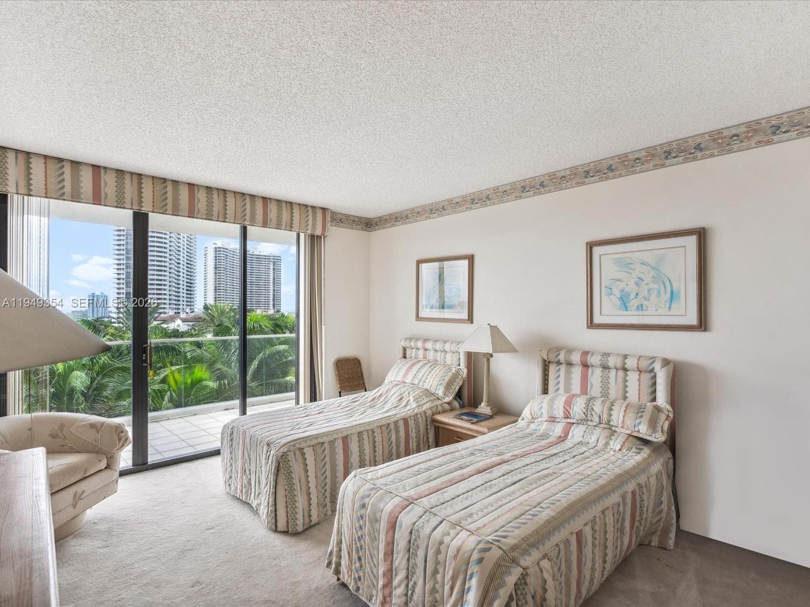 2800 Island Blvd # 702, Aventura FL 33160 — 12
