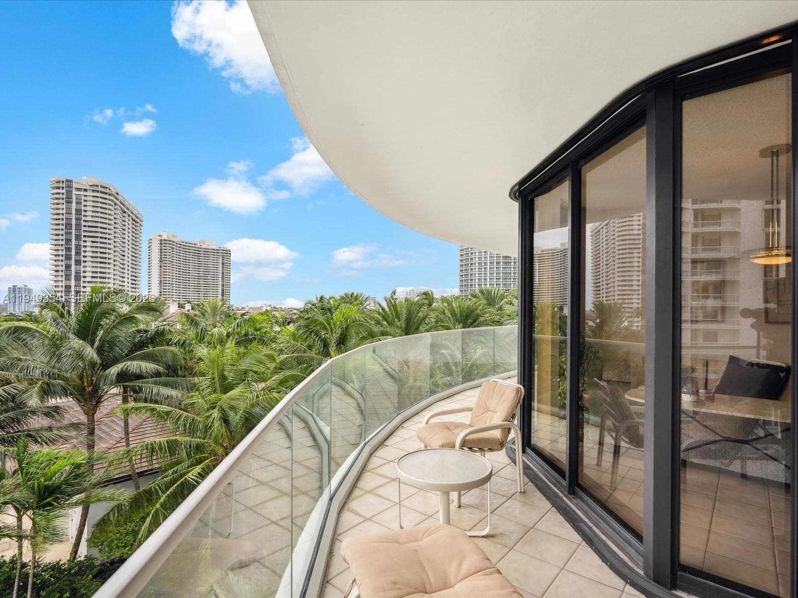 2800 Island Blvd # 702, Aventura FL 33160 — 26