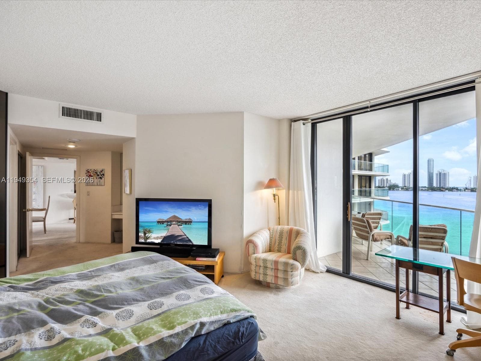 2800 Island Blvd # 702, Aventura FL 33160 — 18