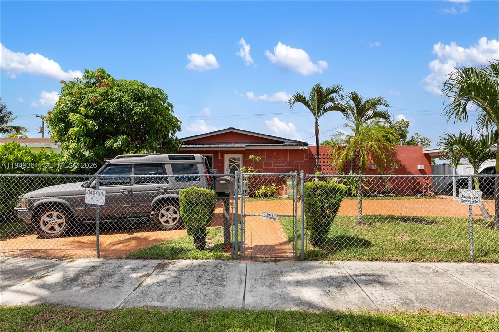 1211 NW 179th St, Miami Gardens FL 33169 — 30