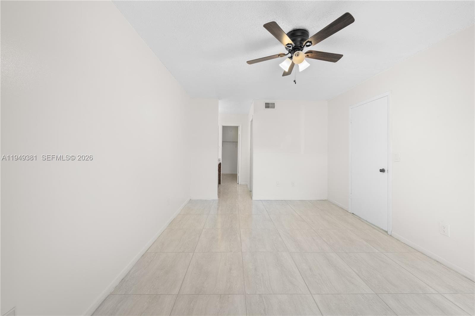 20905 NE 8th Ct # 36, Miami FL 33179 — 24