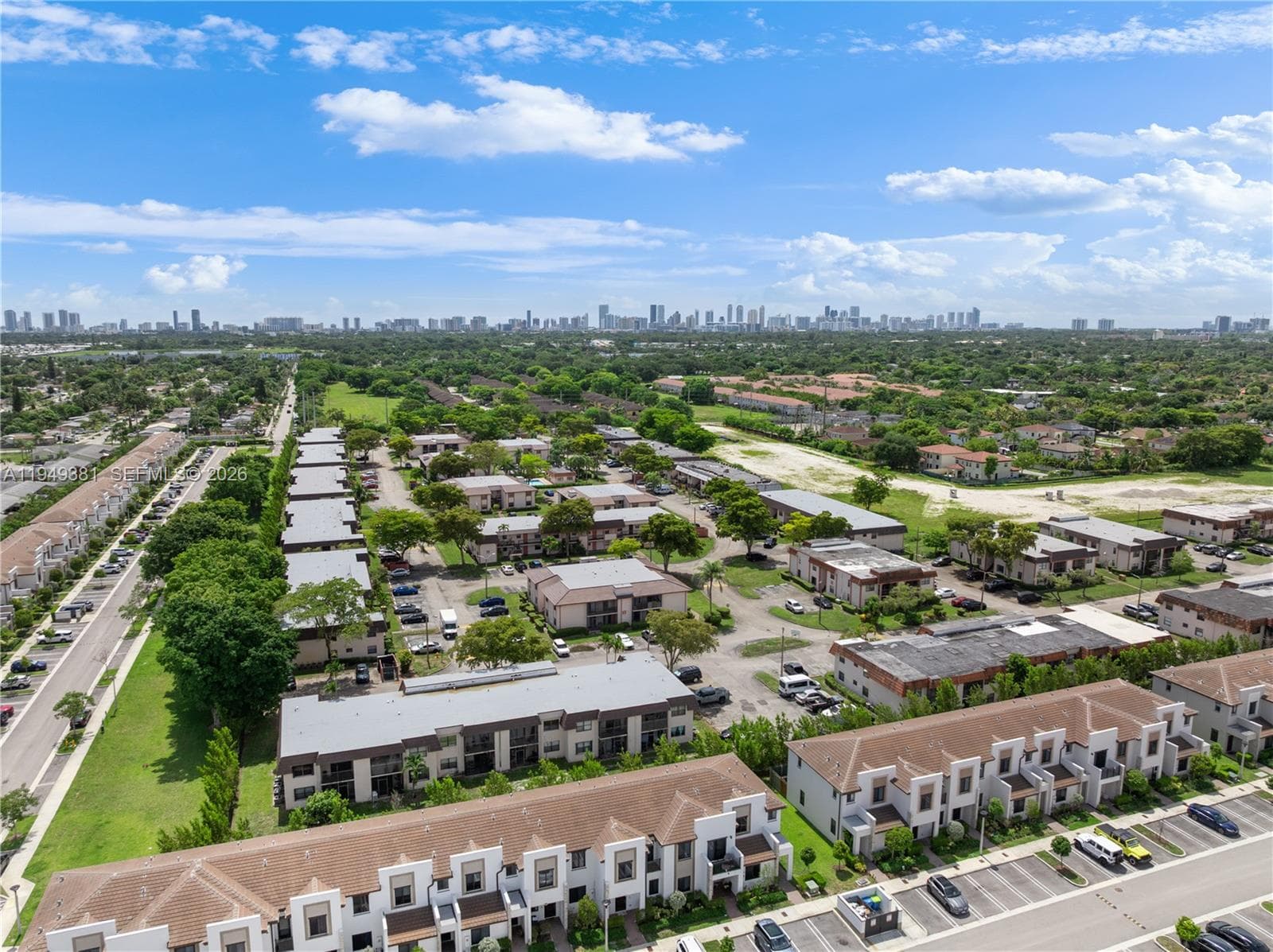 20905 NE 8th Ct # 36, Miami FL 33179 — 30