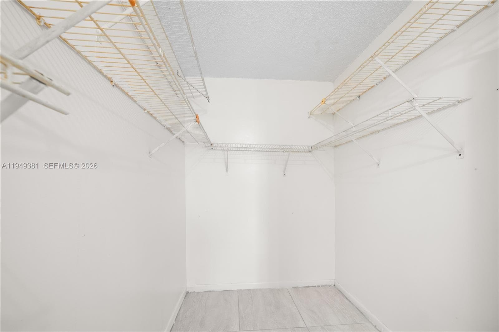 20905 NE 8th Ct # 36, Miami FL 33179 — 15