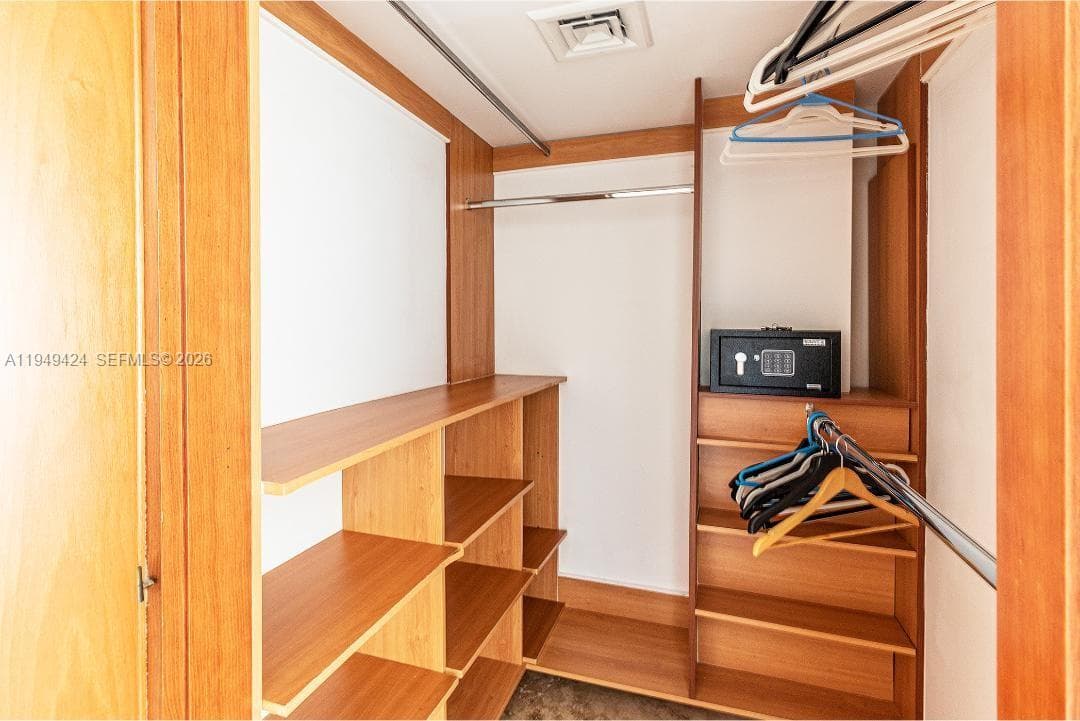 Spiaggia Ocean Condo, Surfside, FL — 23