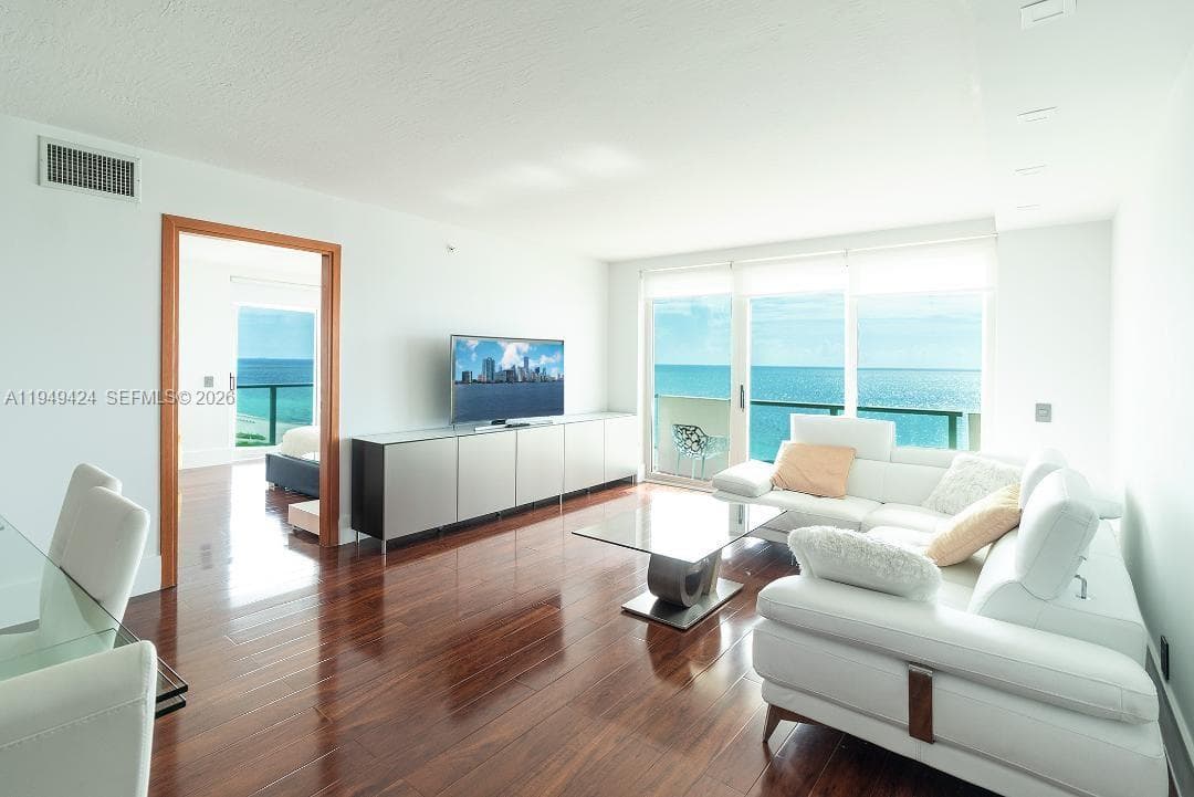 Spiaggia Ocean Condo, Surfside, FL — 3