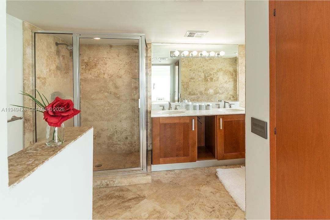 Spiaggia Ocean Condo, Surfside, FL — 19