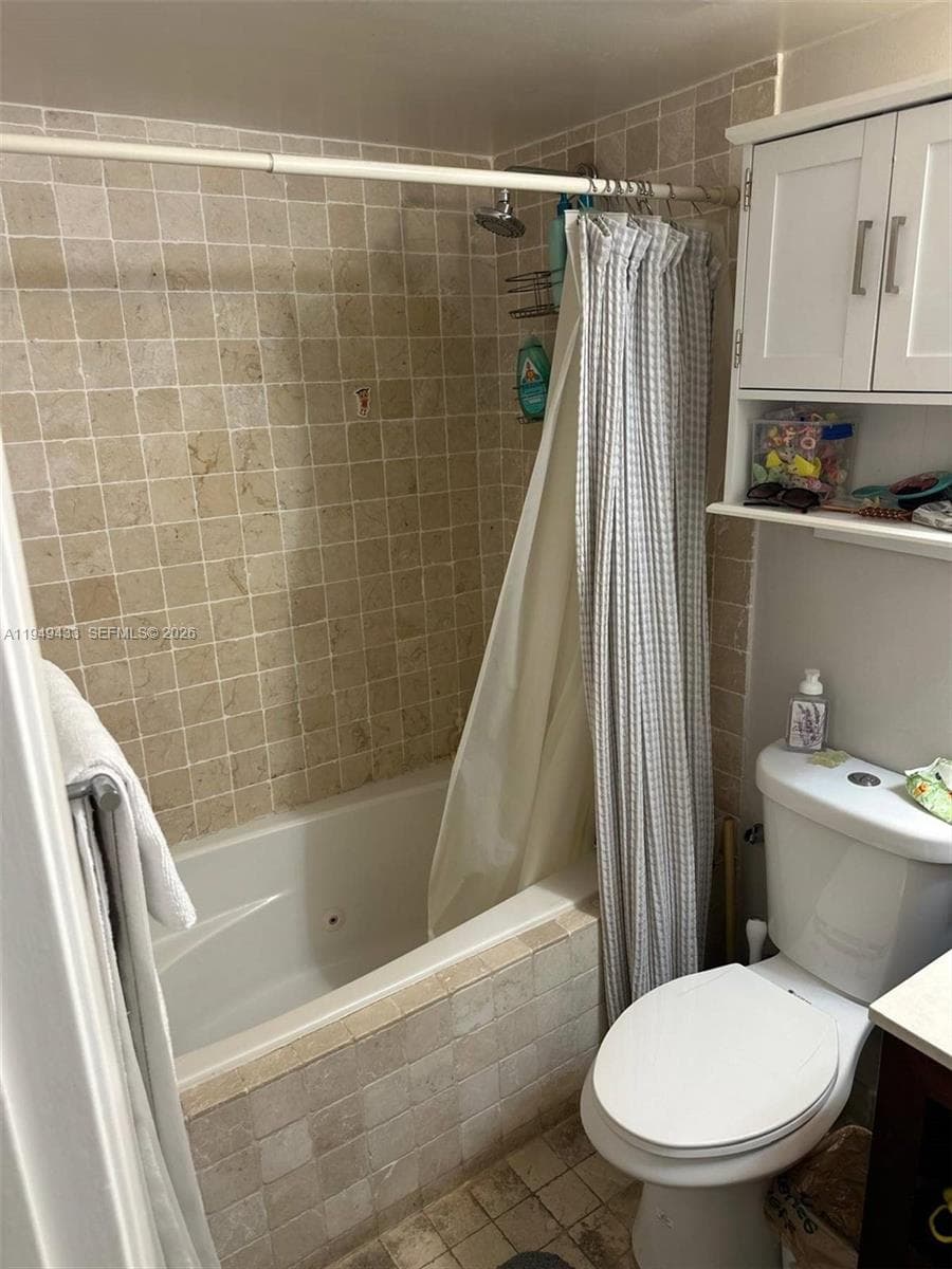 5880 Collins Ave # 705, Miami Beach FL 33140 — 27