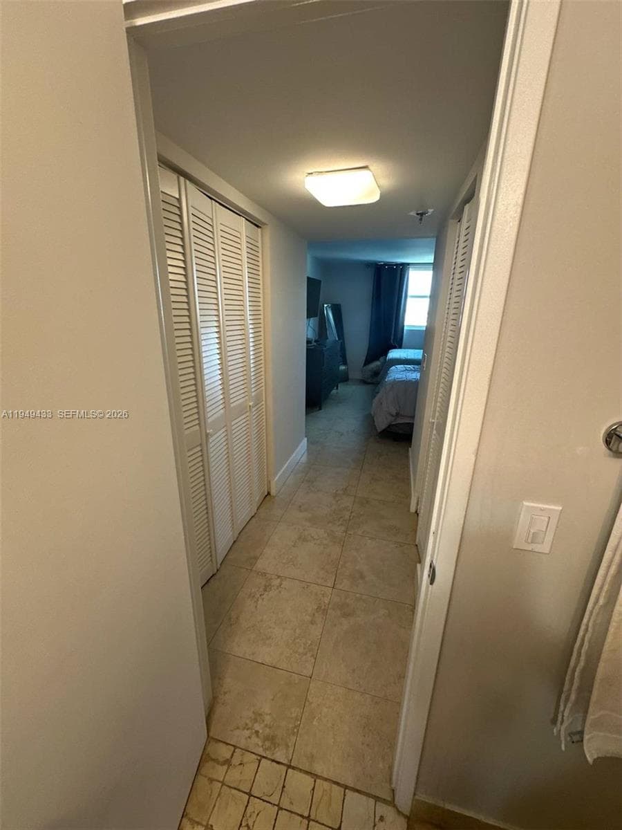 5880 Collins Ave # 705, Miami Beach FL 33140 — 25