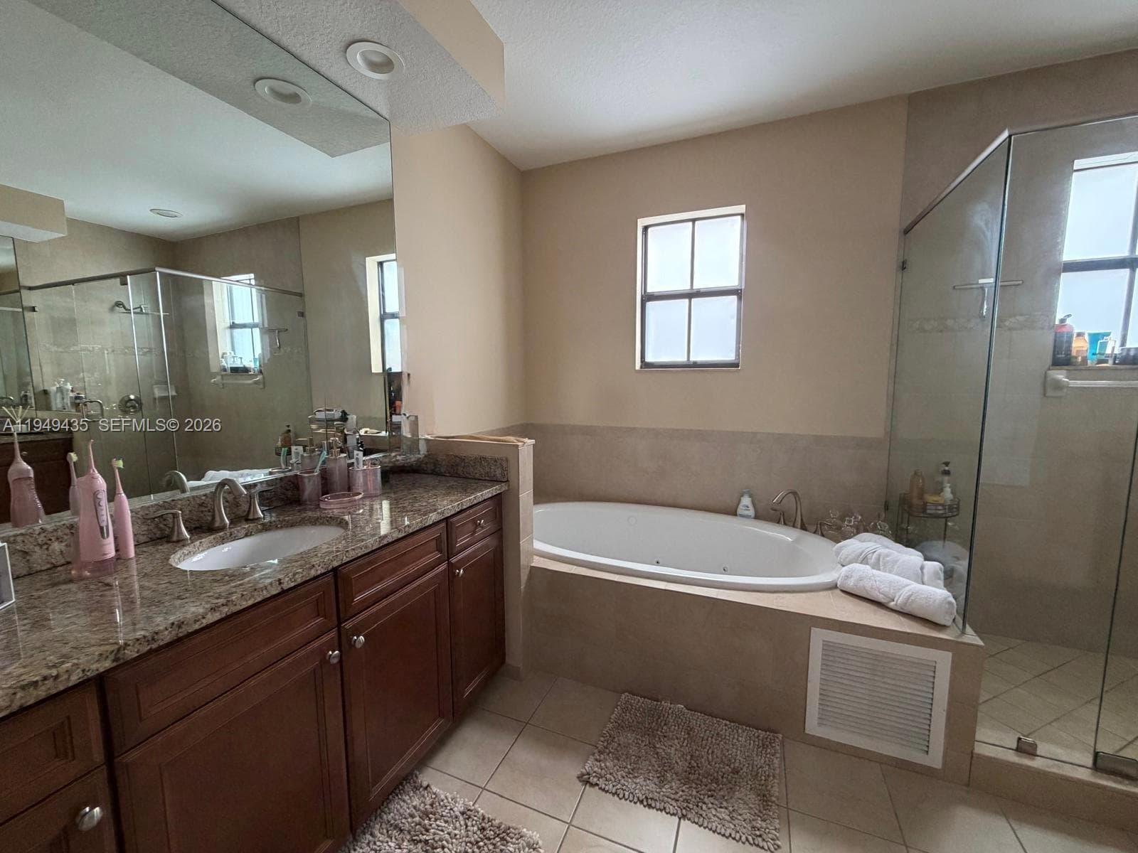 9855 NW 89th Ter, Doral FL 33178 — 13