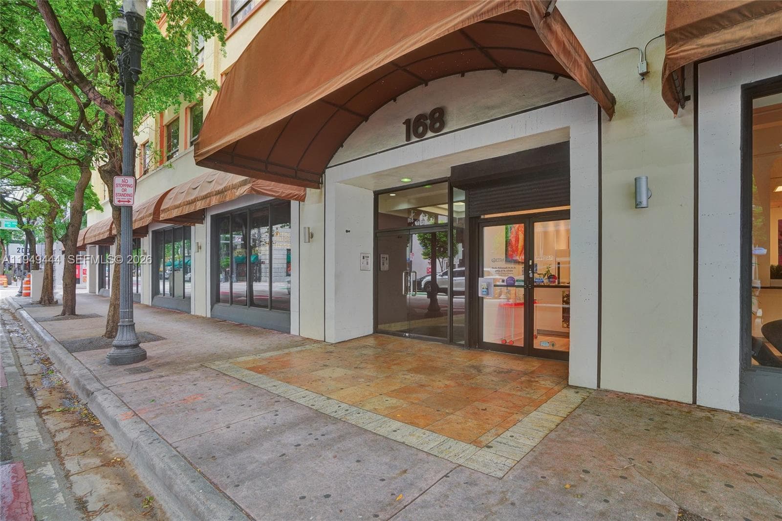 168 SE 1st St # 1200, Miami FL 33131 — 3