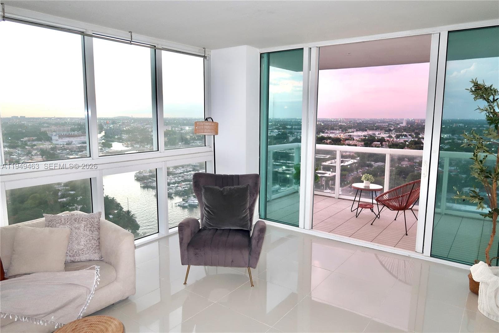 1861 NW S River Dr # 2505, Miami FL 33125 — 19