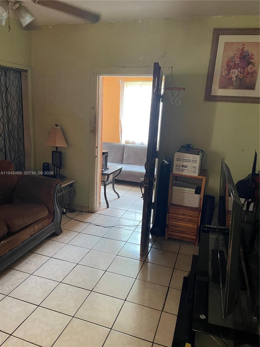 1120 NW 31st St, Miami FL 33127 — 4