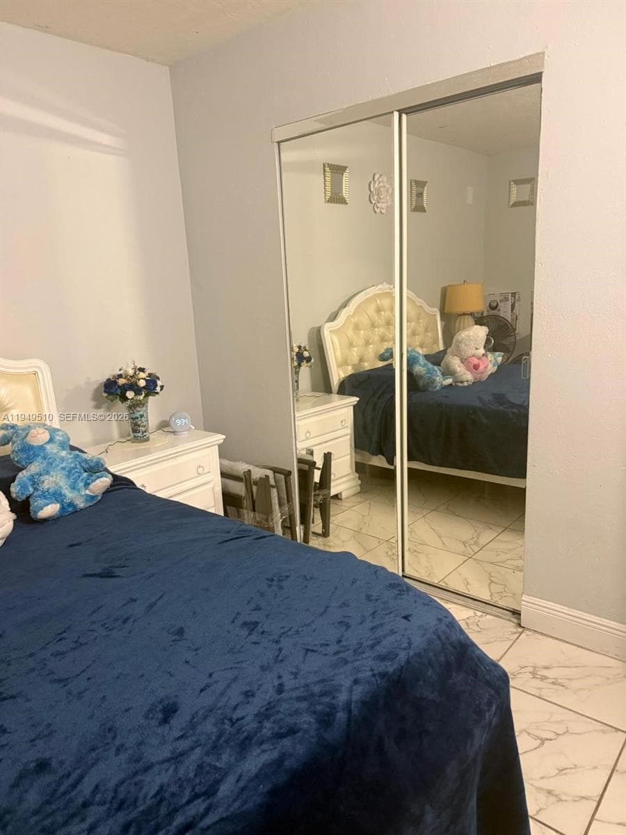 350 E 21st St # 108, Hialeah FL 33010 — 3