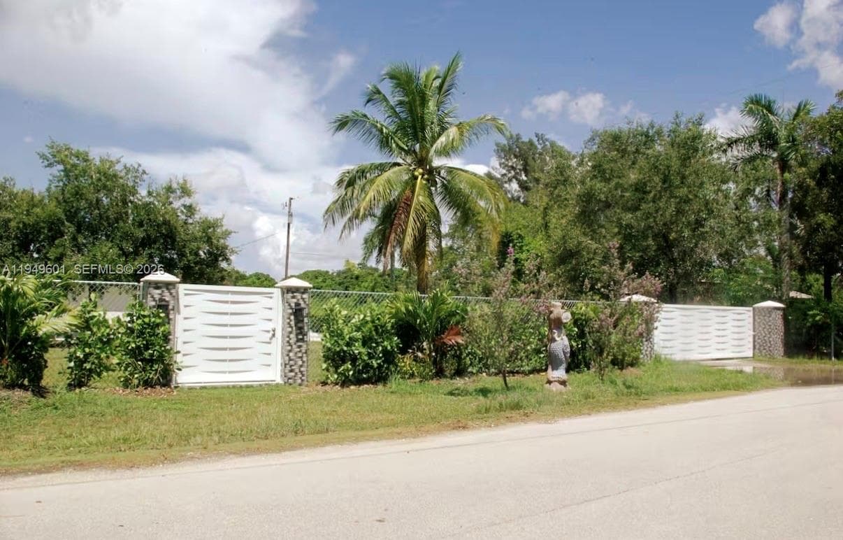 29450 SW 180th Ave, Homestead FL 33030 — 2
