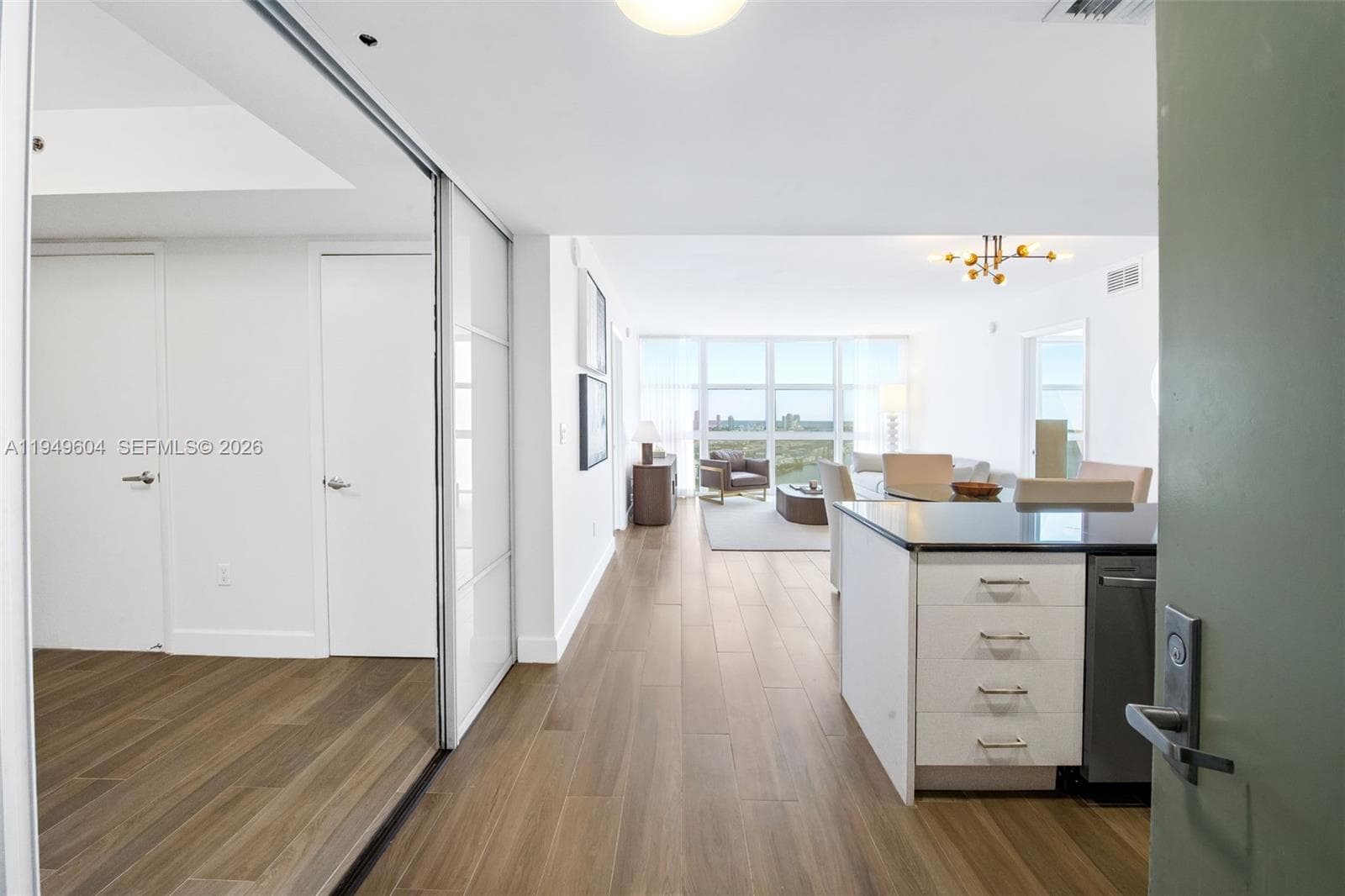 50 Biscayne Blvd # 3904, Miami FL 33132 — 2