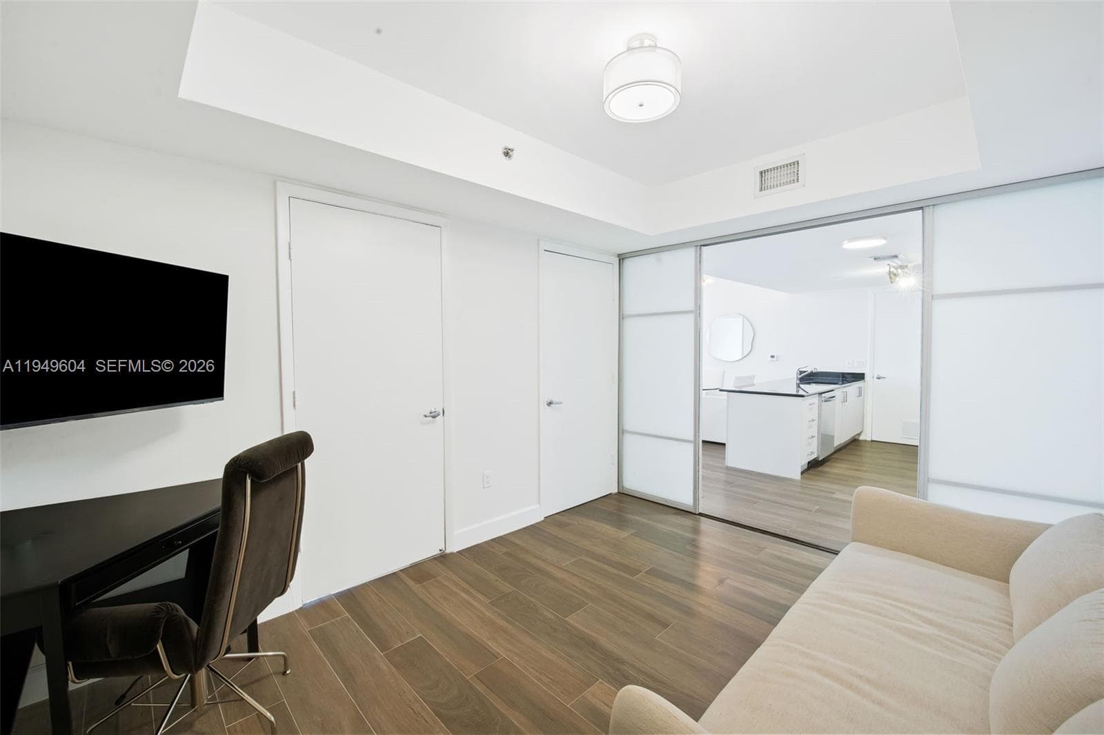 50 Biscayne Blvd # 3904, Miami FL 33132 — 22