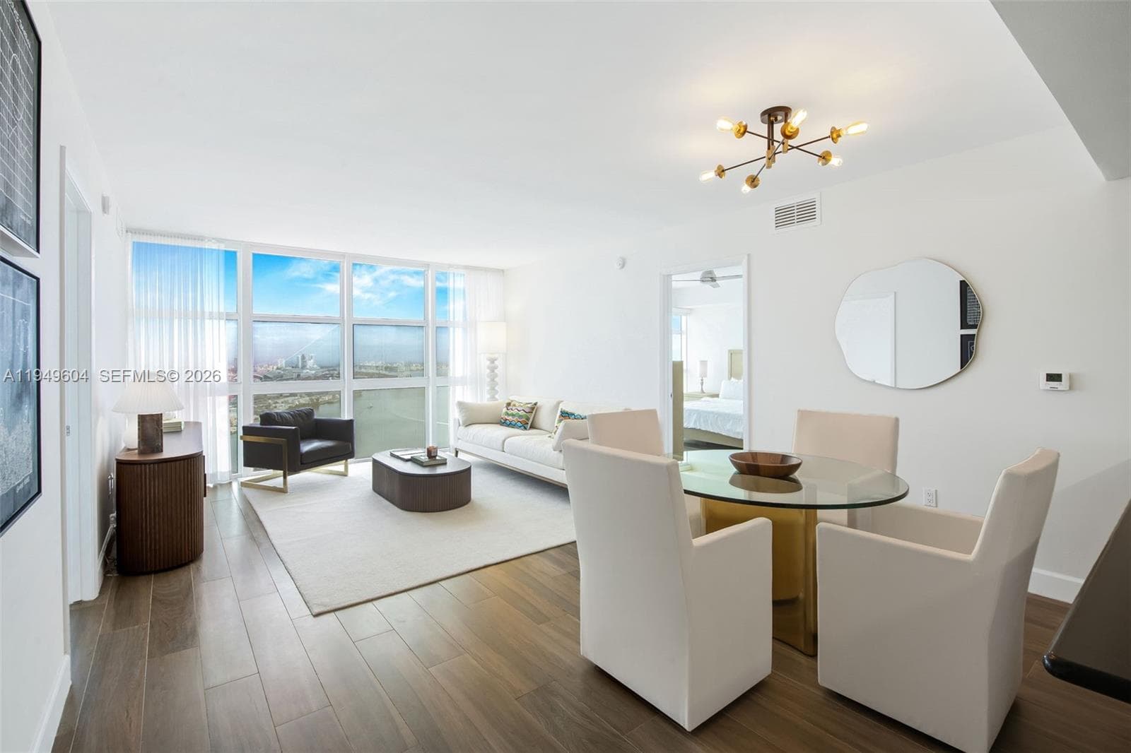 50 Biscayne Blvd # 3904, Miami FL 33132 — 1