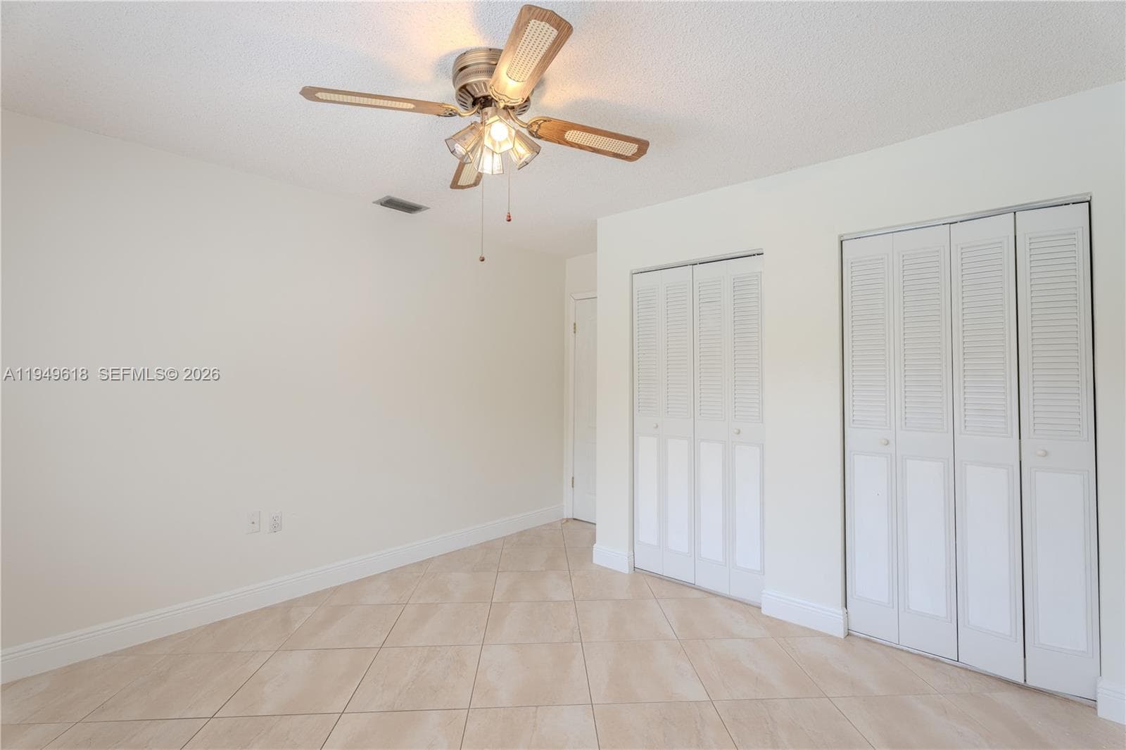 2431 SW 124 AVE, Miami FL 33175 — 11