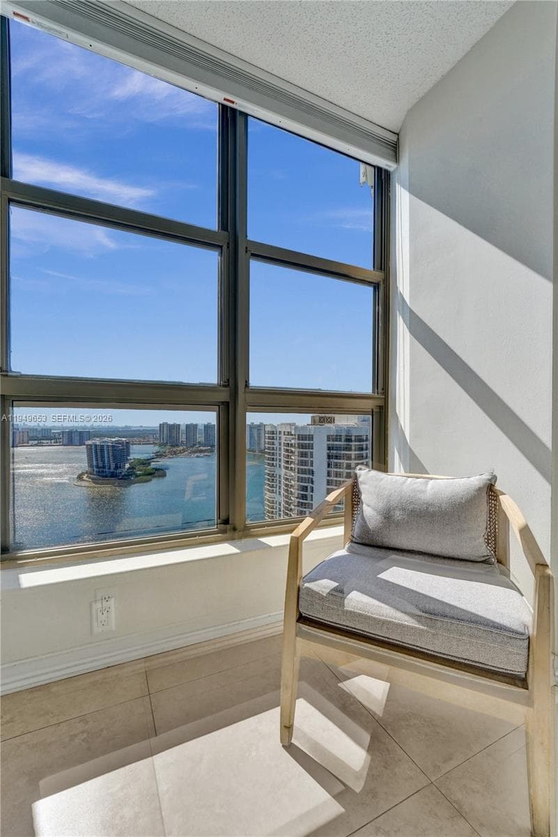 3500 Mystic Pointe Dr # 3601, Aventura FL 33180 — 52