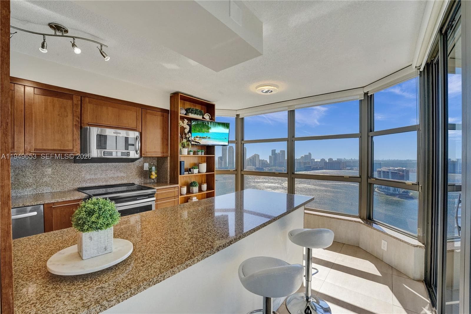 3500 Mystic Pointe Dr # 3601, Aventura FL 33180 — 1