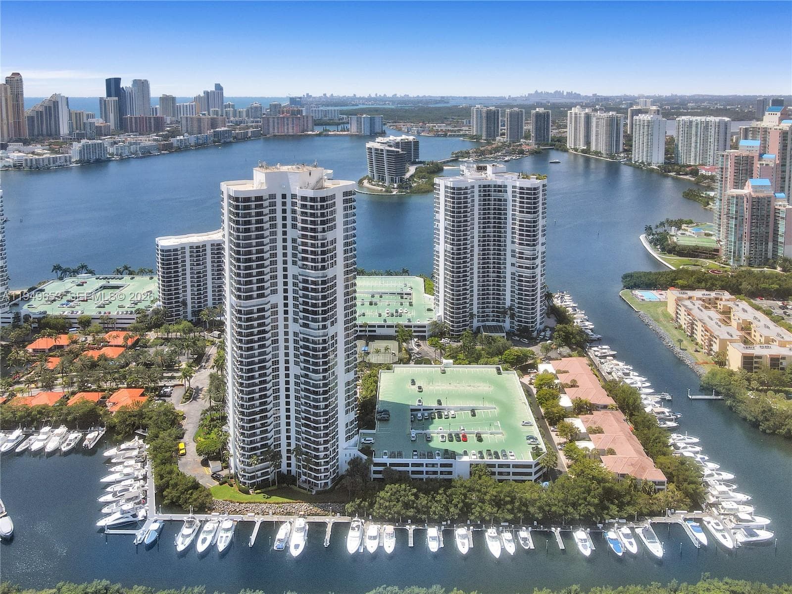 3500 Mystic Pointe Dr # 3601, Aventura FL 33180 — 89