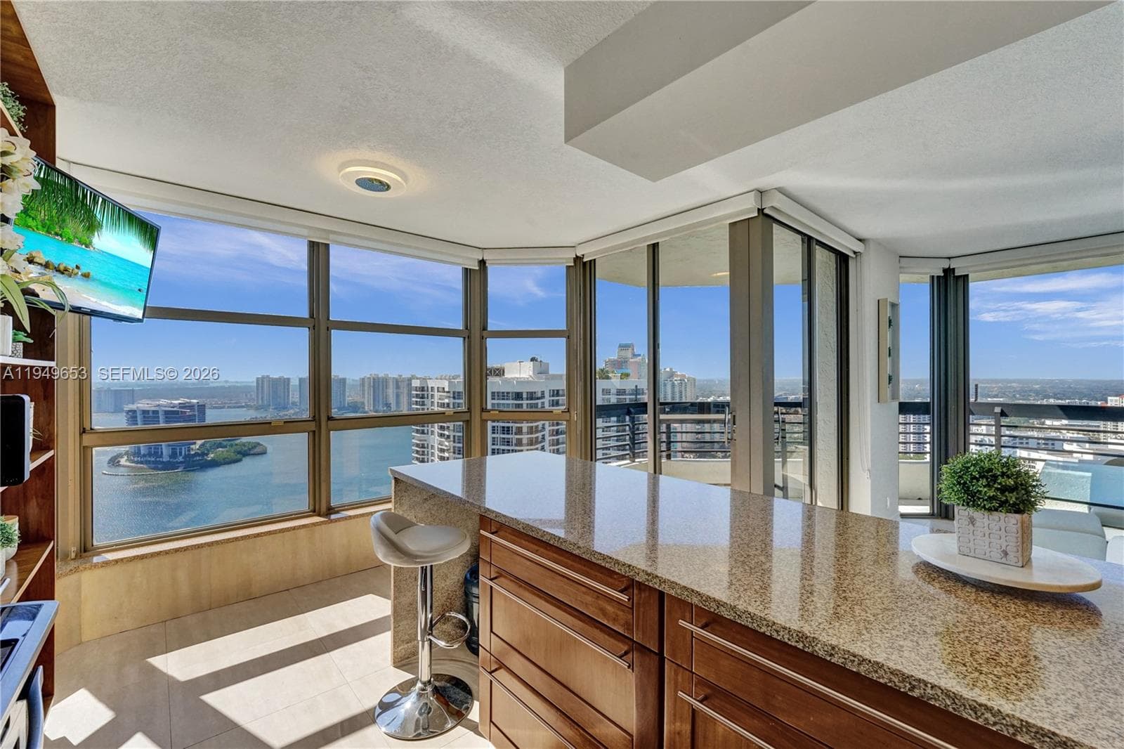 3500 Mystic Pointe Dr # 3601, Aventura FL 33180 — 38
