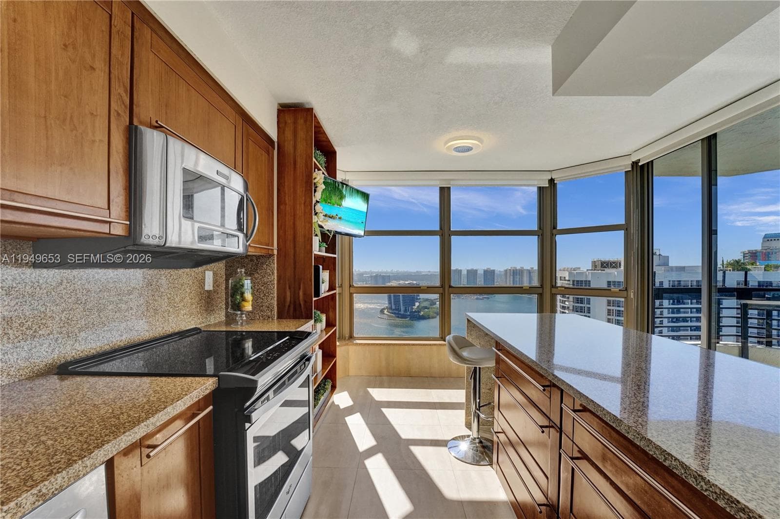 3500 Mystic Pointe Dr # 3601, Aventura FL 33180 — 37