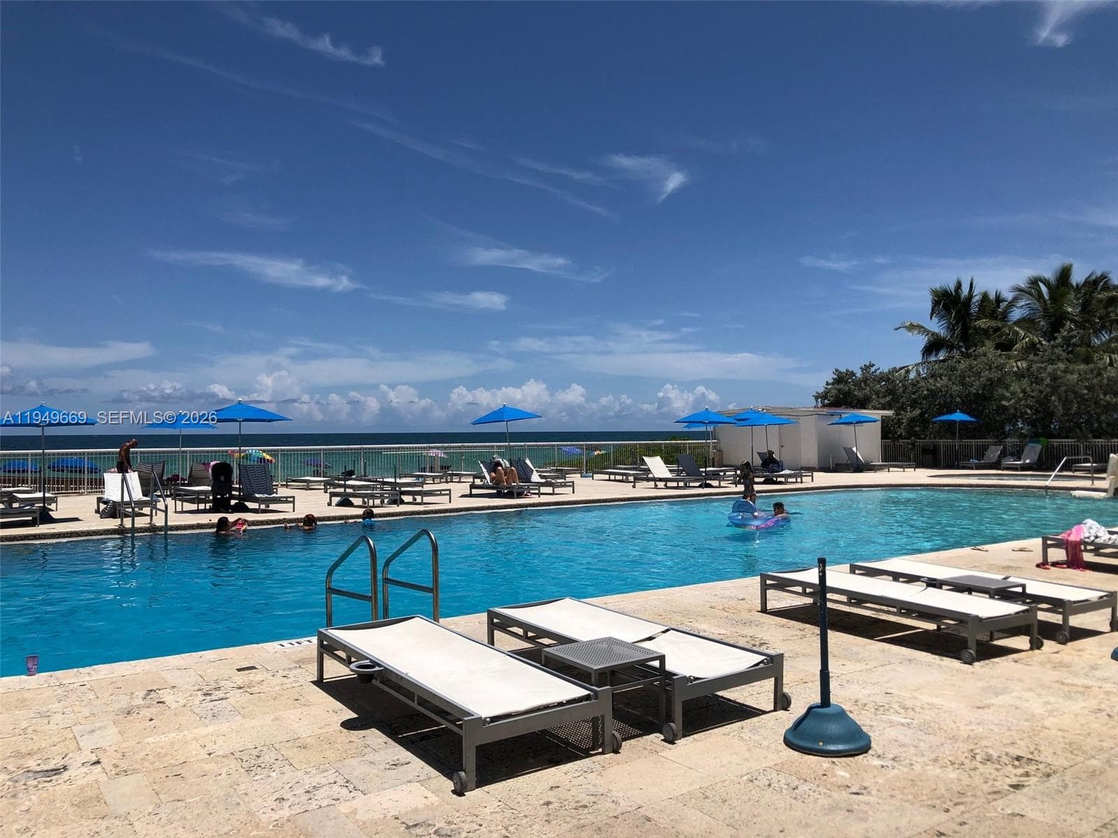19201 Collins Ave # 823, Sunny Isles Beach FL 33160 — 17