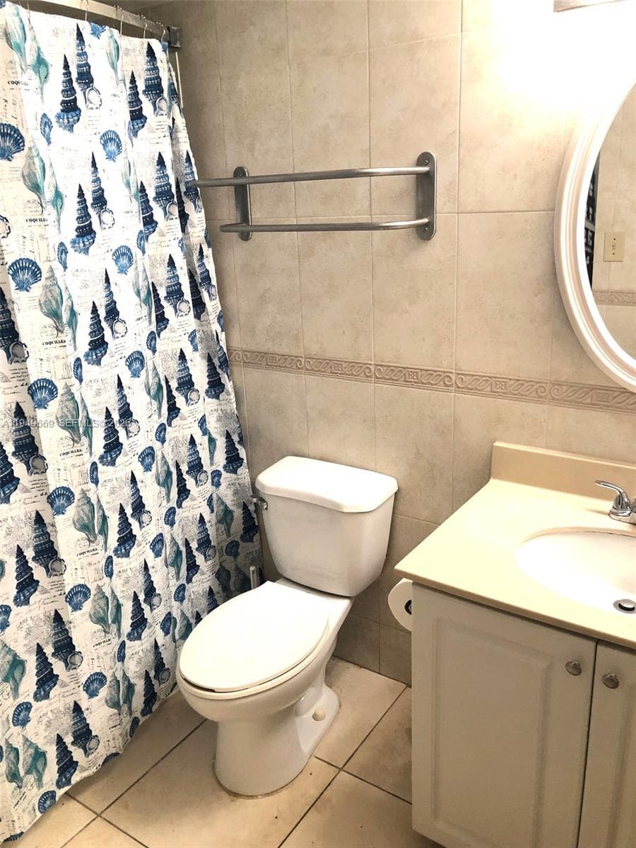 19201 Collins Ave # 823, Sunny Isles Beach FL 33160 — 9
