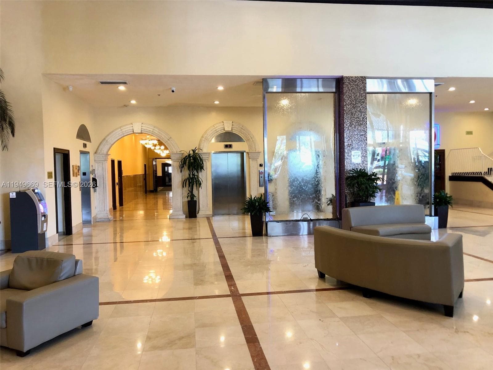 19201 Collins Ave # 823, Sunny Isles Beach FL 33160 — 24