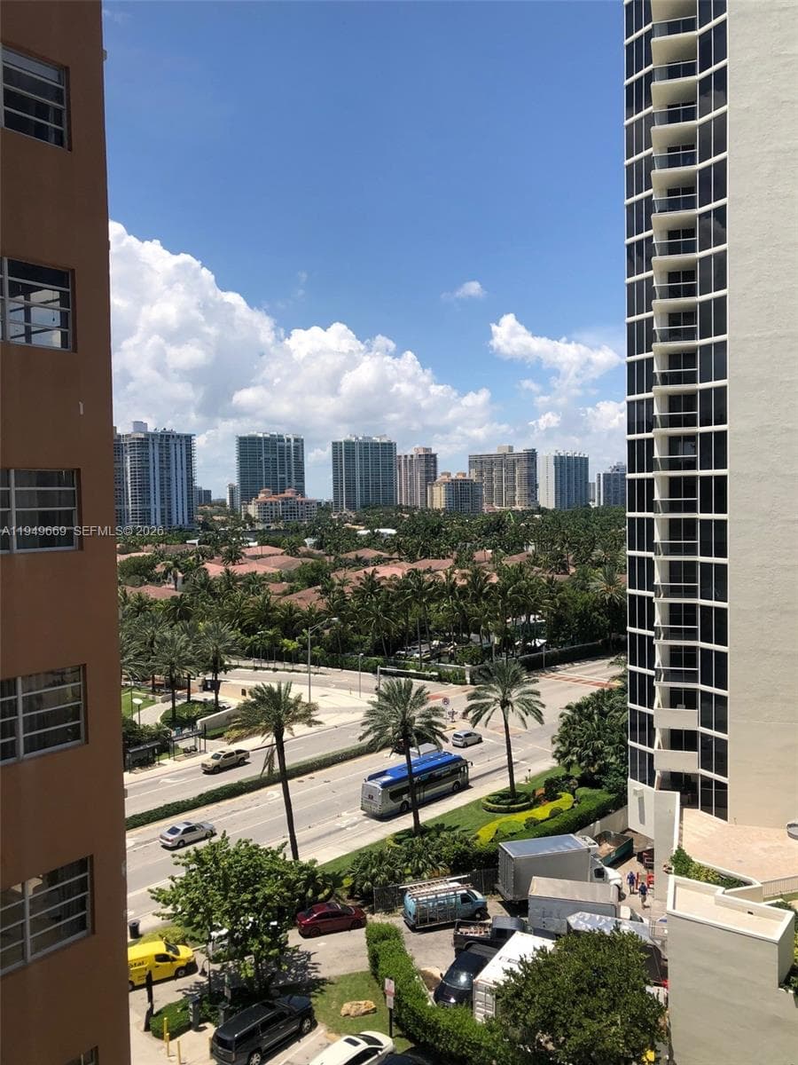 19201 Collins Ave # 823, Sunny Isles Beach FL 33160 — 15