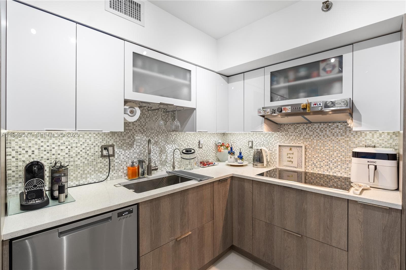 3600 Mystic Pointe Dr # 1017, Aventura FL 33180 — 22