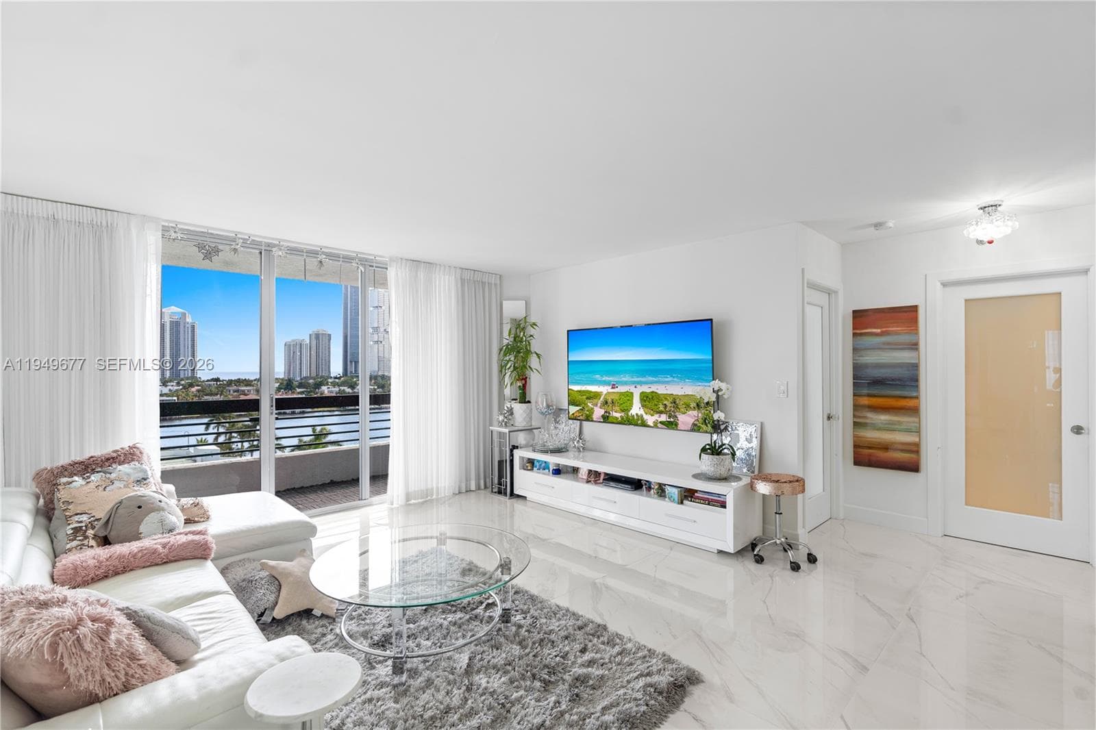 3600 Mystic Pointe Dr # 1017, Aventura FL 33180 — 3
